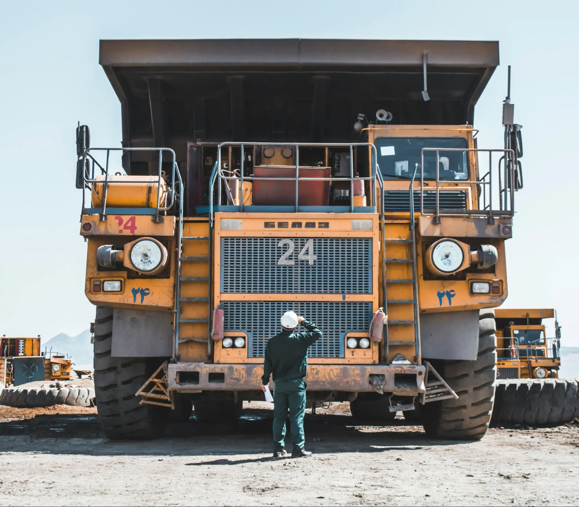 Australia Creates 22,000 Jobs But Drowns in Red Tape